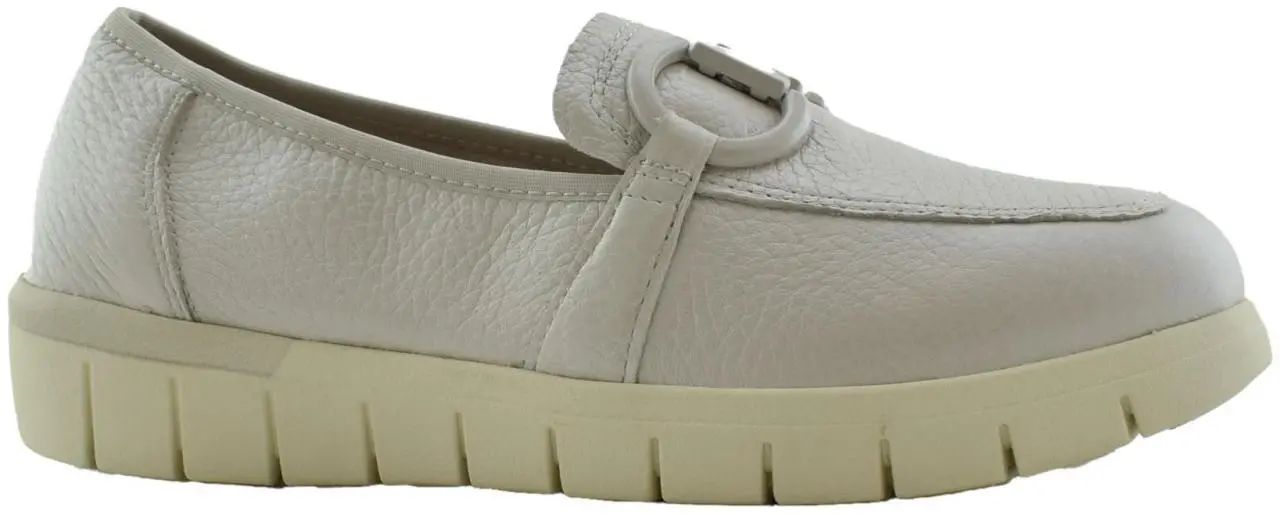 Купить 9-9-24700-42-136 CAPRICE Лоферы женские за 9 995 руб. в интернет-магазине Дом Обуви